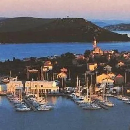 Kleines Emil Vanily Murter