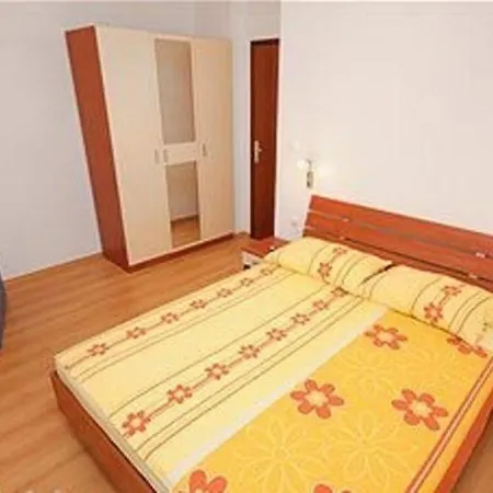 Kleines Emil Vanily * Murter