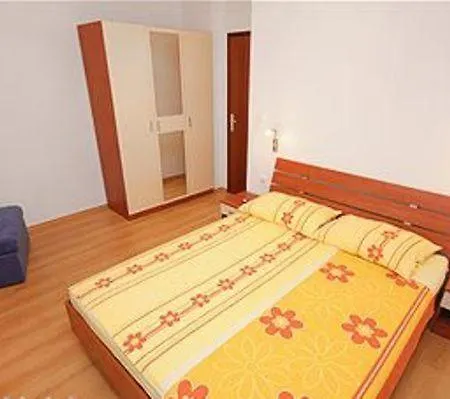 Kleines Emil Vanily Murter